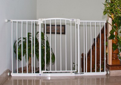 Pixie safety gate at top of stairs - Sharjah