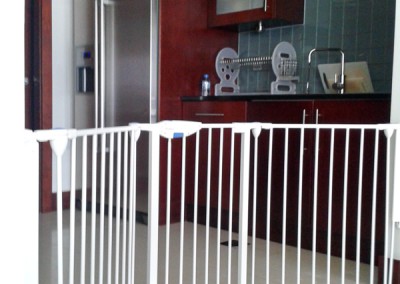 Safety barrier on open kitchen entrance - Emirates-Living.